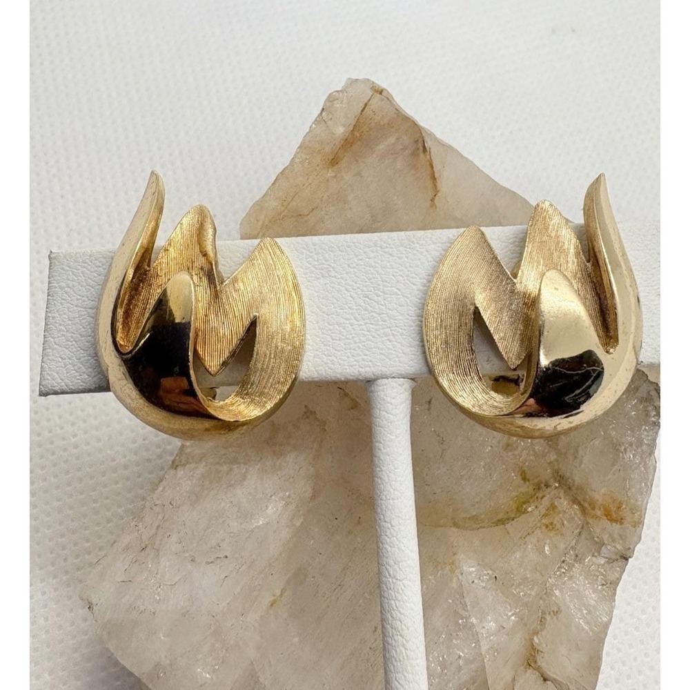 Vintage Crown Trifari Gold Tone Abstract‎ Clip On Earrings Mid Century Modern